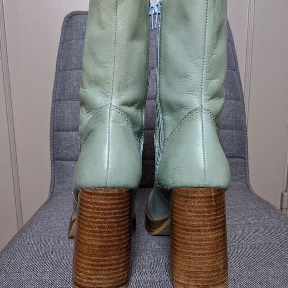 Vintage 90s platform light blue leather boots - Picture 5 of 8